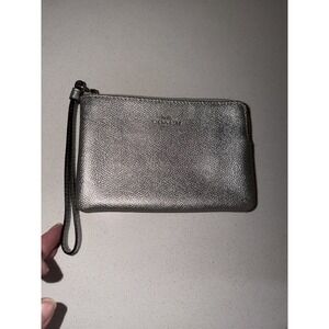 Coach Silver Crackle Canvas Corner Zip Leather Trim Wristlet ID Card Wallet